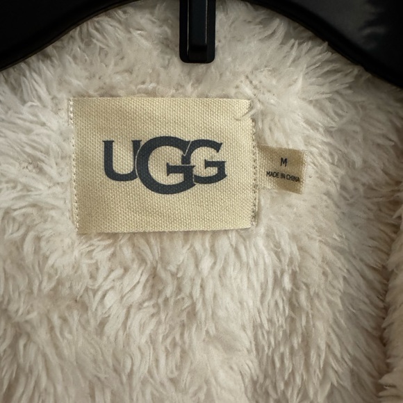 Ugg Aarti Women's Long Plush Hooded Robe Cream Pockets Size M - Picture 10 of 16